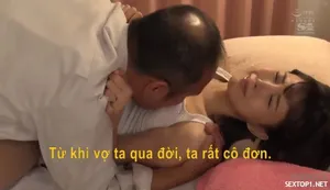Nữ thần cúp F tuyệt vời nhất bị chồng nhào nặn ngực, liếm và liếm, rồi cô ấy cưỡi từ phía sau và làm cho ngực cô ấy rung chuyển...