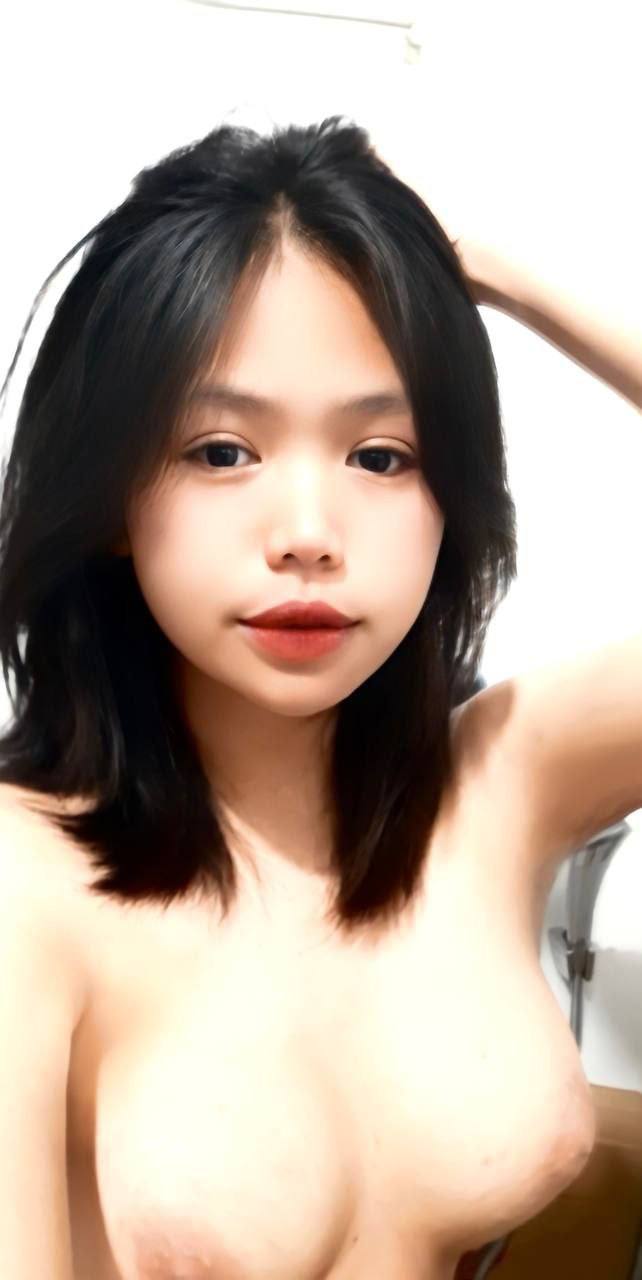 ?Cô gái cao bồi cưỡi dương vật - cô gái tóc vàng xinh đẹp